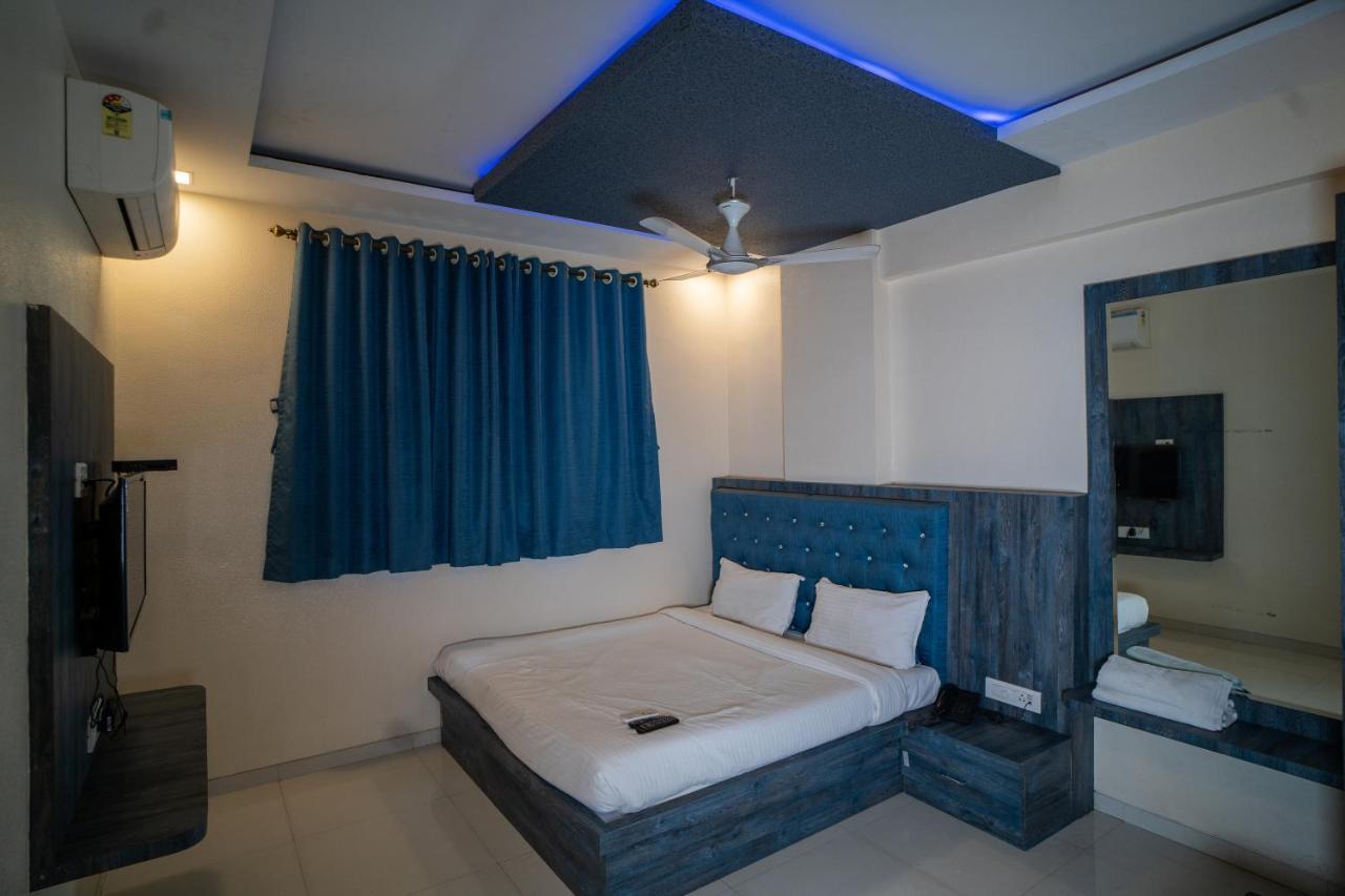 Hotel Mari Aai Residency Navi Mumbai Zewnętrze zdjęcie
