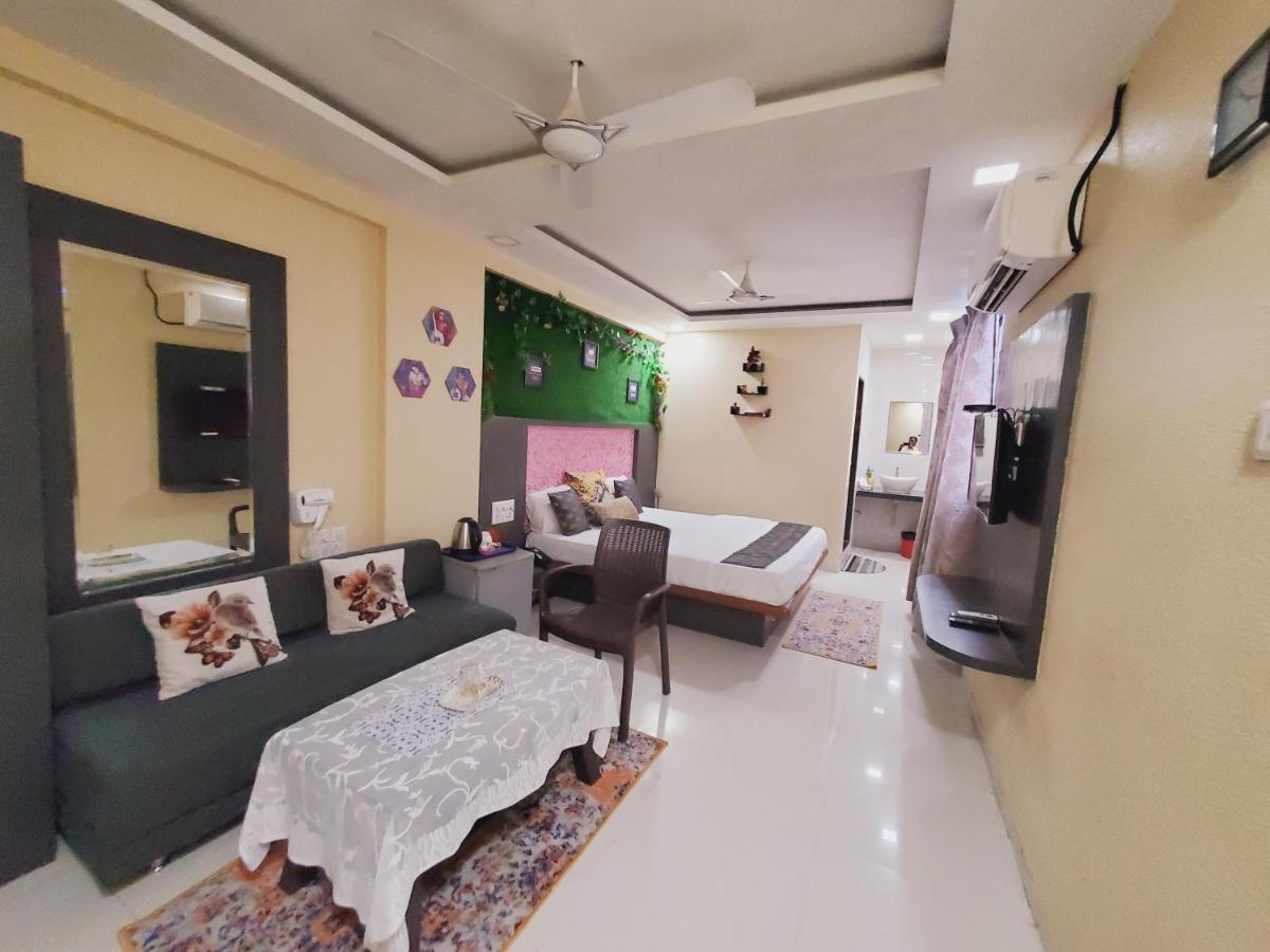 Hotel Mari Aai Residency Navi Mumbai Zewnętrze zdjęcie